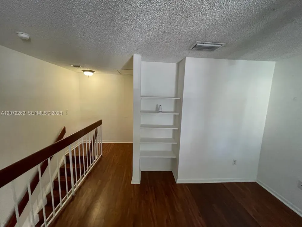 17515 NW 67th Ct #E-22 Hialeah, FL 33015
