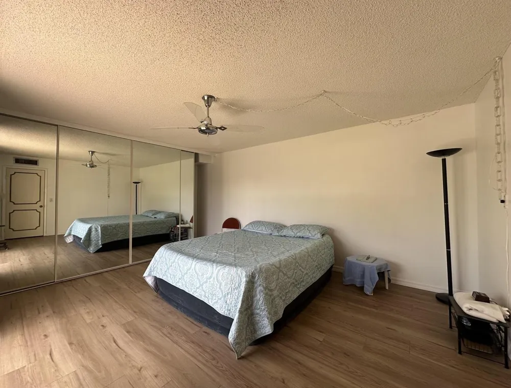 17 LAKE ARBOR DRIVE Palm Springs, FL 33461