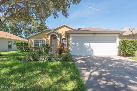 7033 Hammock Trace Drive