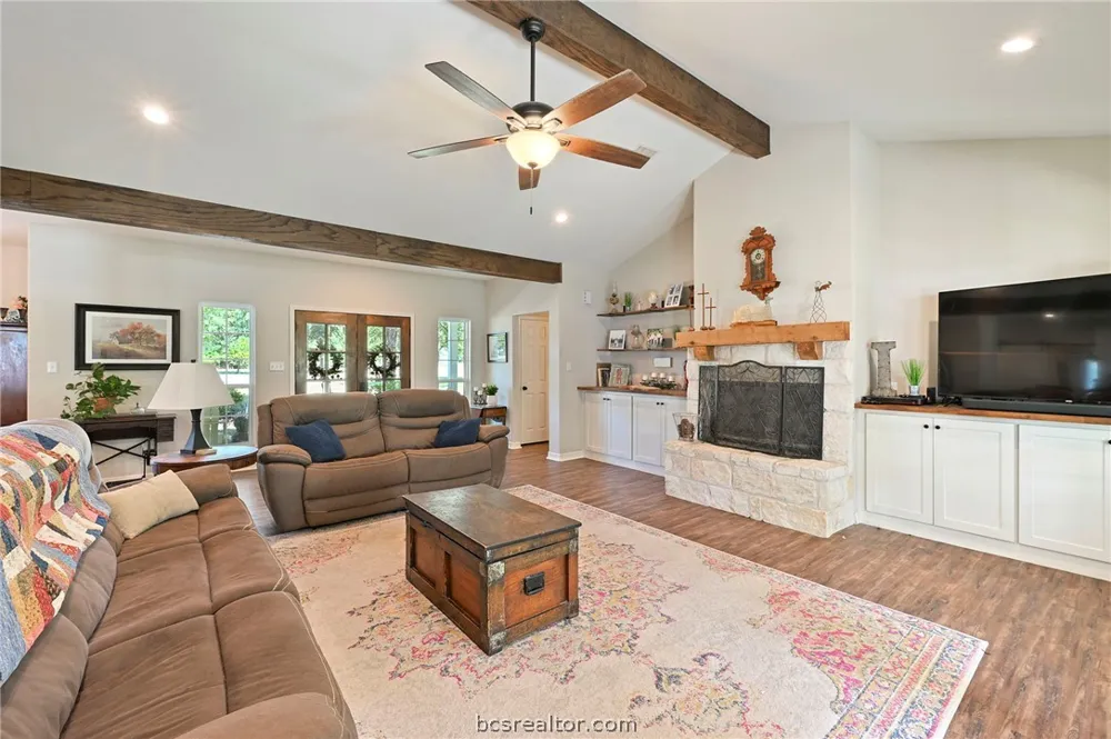 12778 John Rice Drive Iola, TX 77861