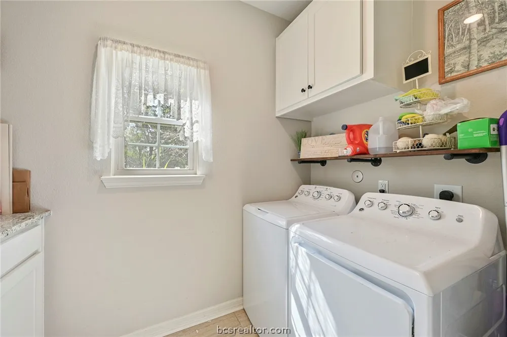 12778 John Rice Drive Iola, TX 77861