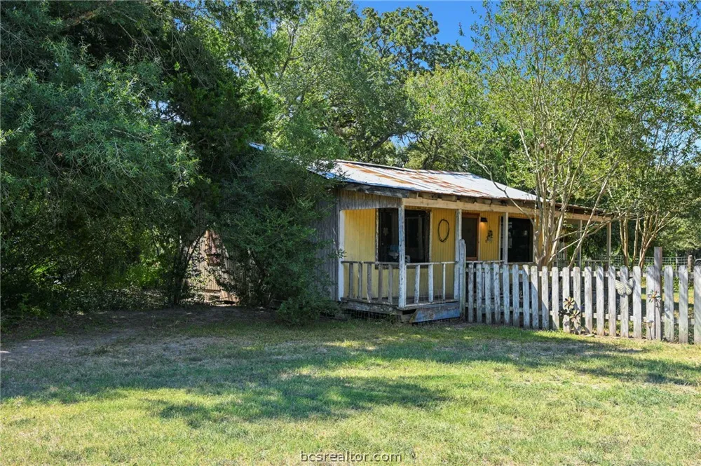 12778 John Rice Drive Iola, TX 77861
