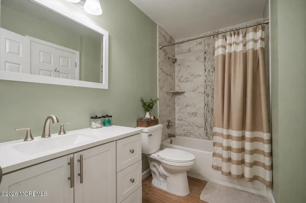 43 Tiller Drive Barnegat, NJ 08005