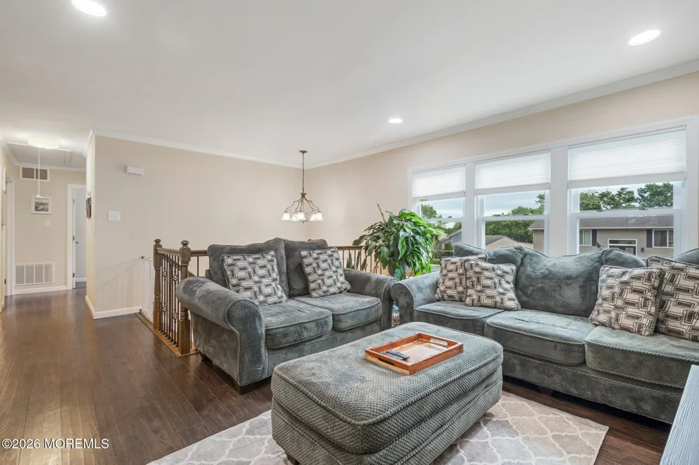 43 Tiller Drive Barnegat, NJ 08005