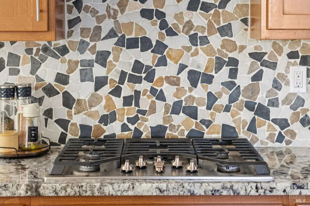 1627 Hill Road Novato, CA 94947