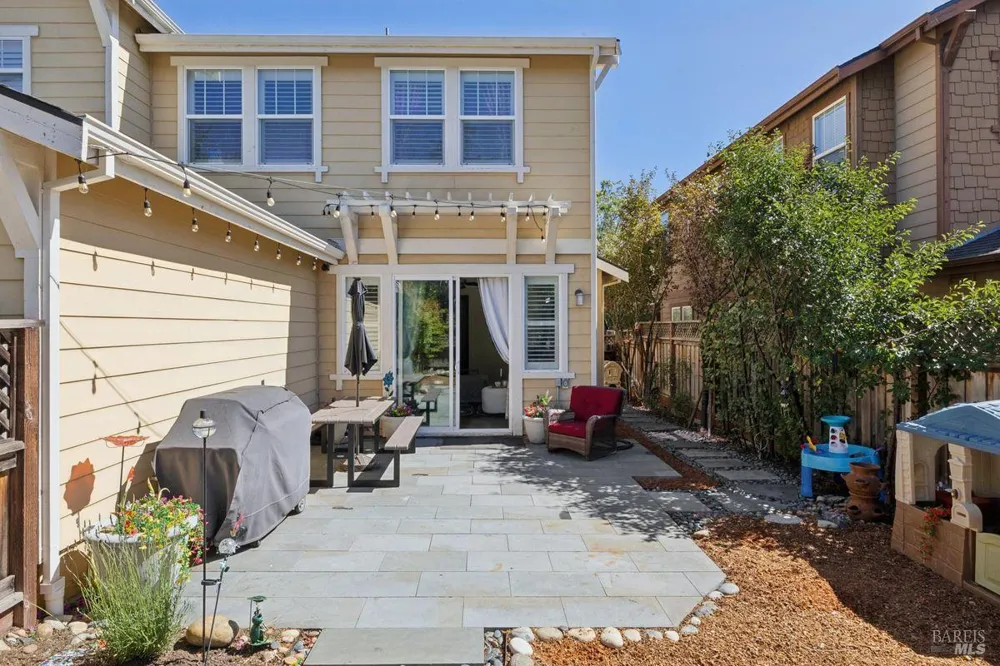 1627 Hill Road Novato, CA 94947
