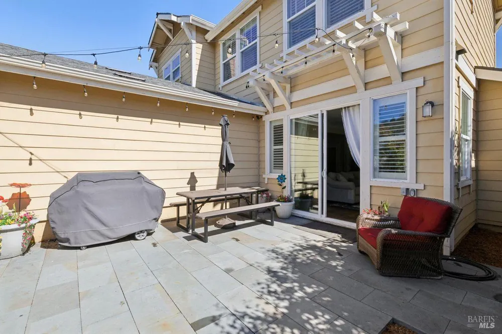 1627 Hill Road Novato, CA 94947