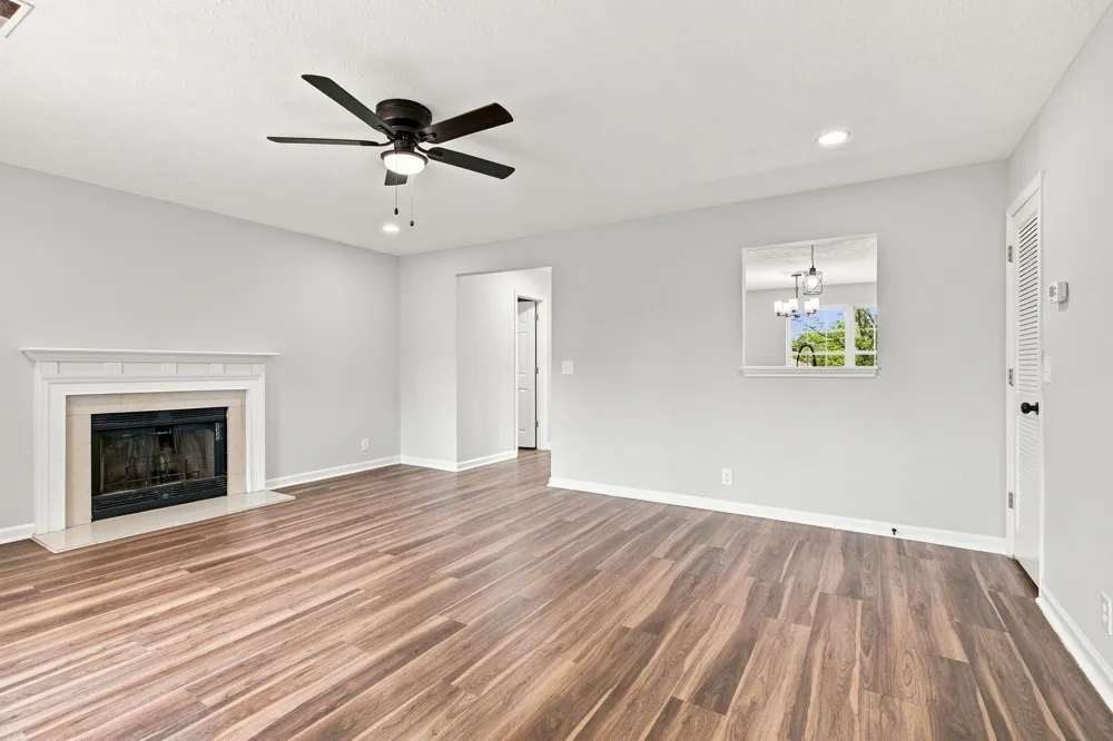 3245 Luann Dr Antioch, TN 37013