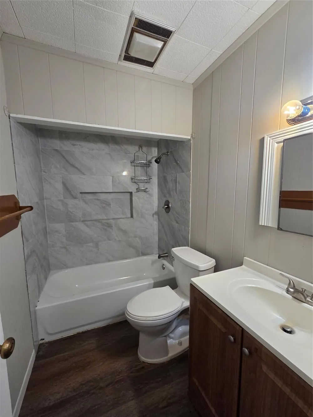 122 S Willow Street Texas City, TX 77591
