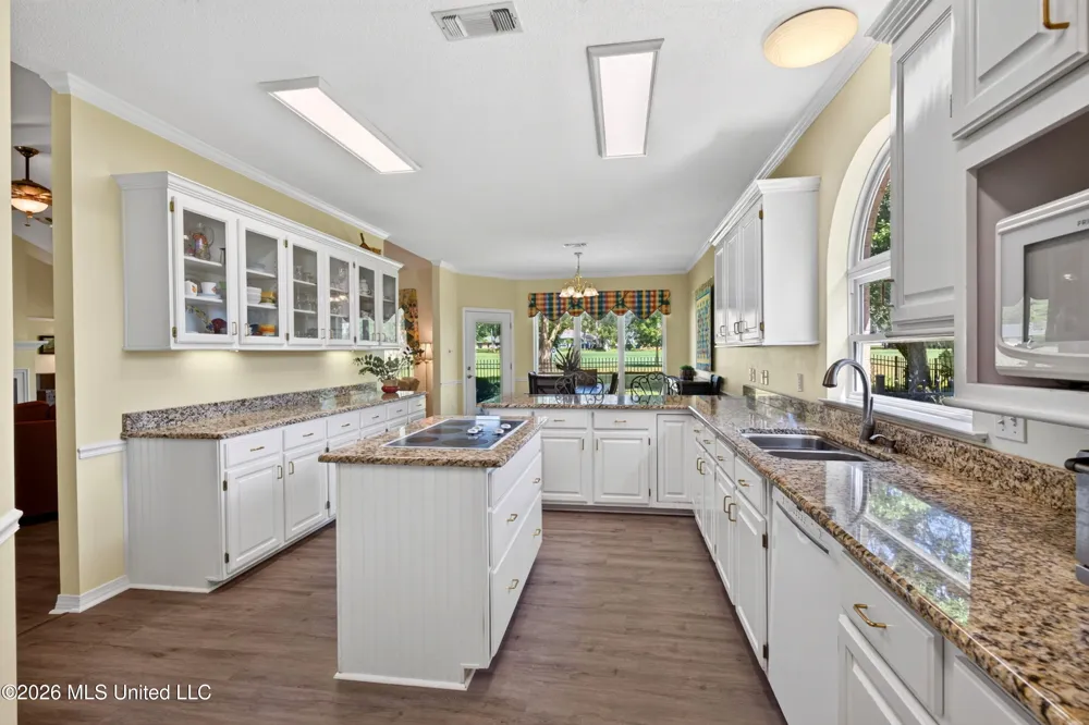 56135 E Diamondhead Drive Diamondhead, MS 39525