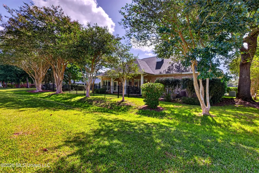 56135 E Diamondhead Drive Diamondhead, MS 39525