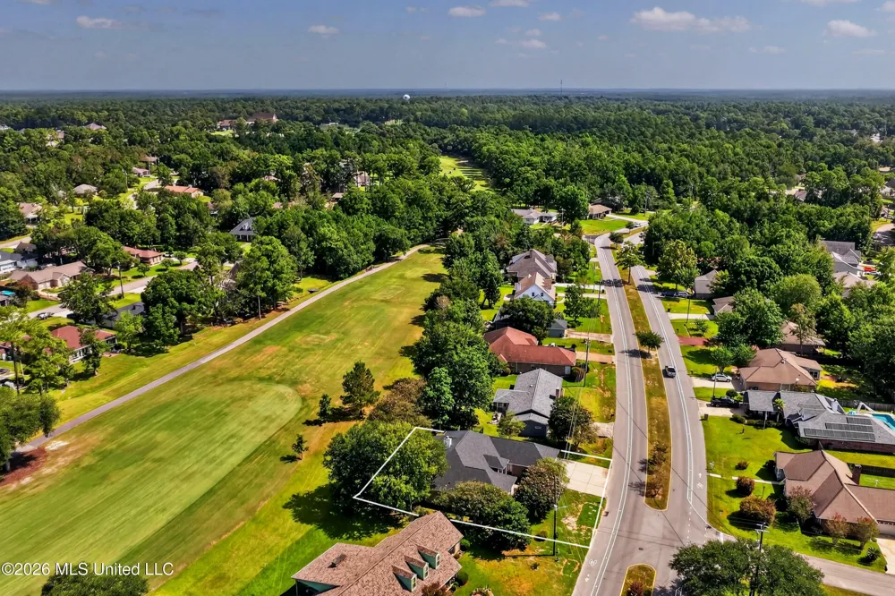 56135 E Diamondhead Drive Diamondhead, MS 39525