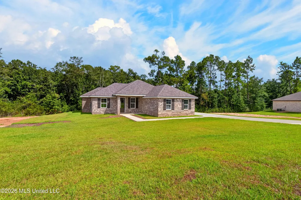 19671 Wallace Way Saucier, MS 39574