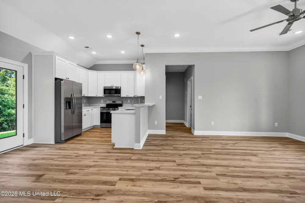19671 Wallace Way Saucier, MS 39574