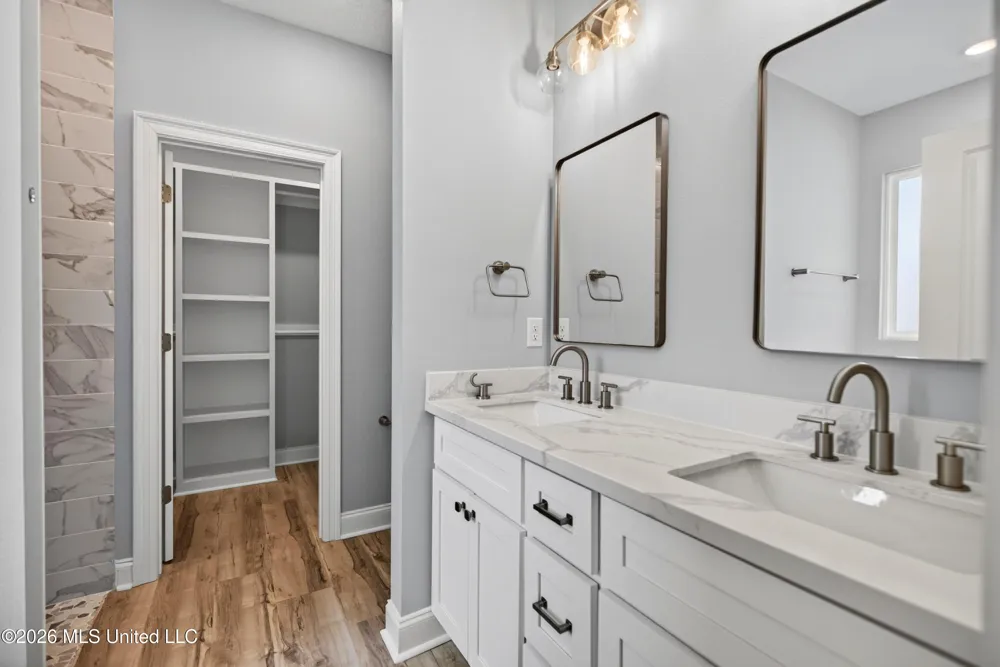 19671 Wallace Way Saucier, MS 39574