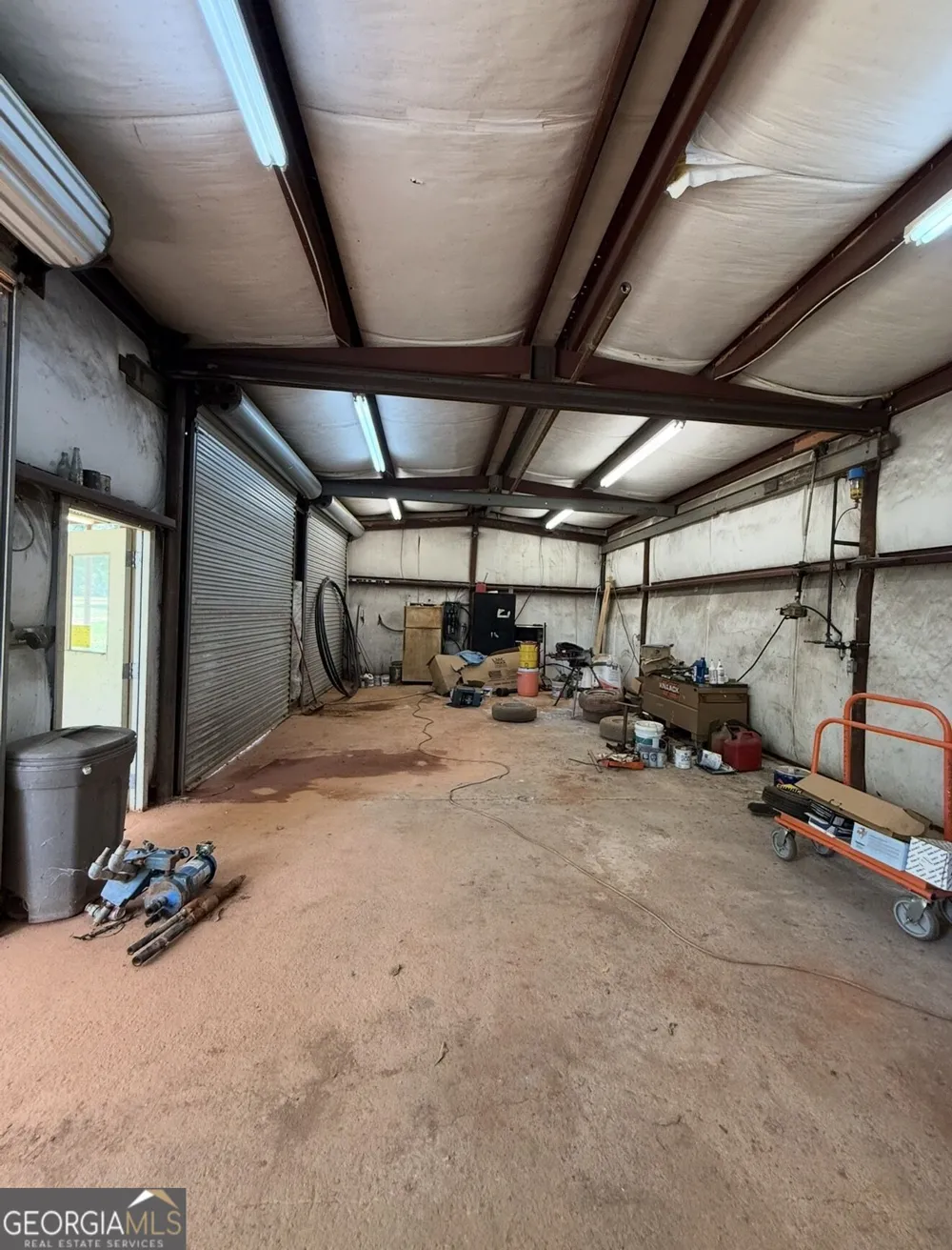 233 207 Baughs Cross RD West Point, GA 31833