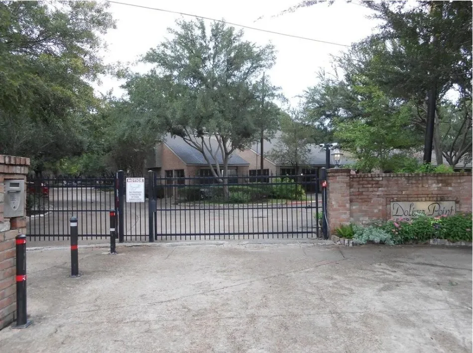 9400 Doliver Drive #59 Houston, TX 77063