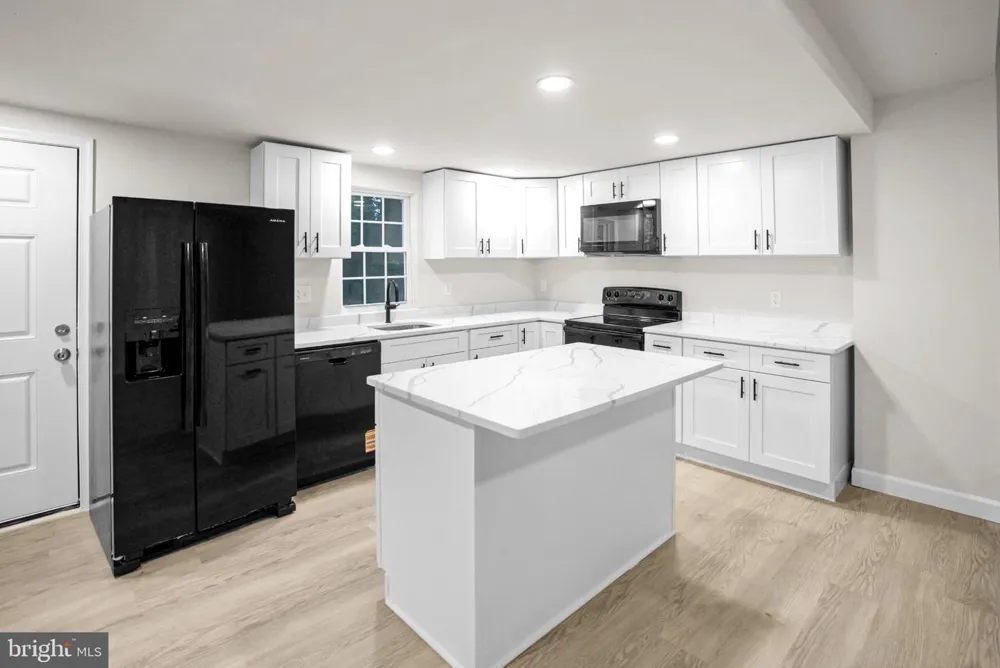 317 S WEST STREET Petersburg, VA 23803