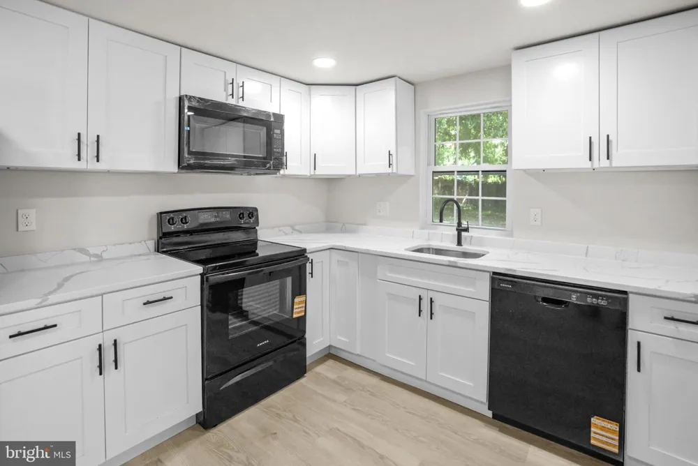 317 S WEST STREET Petersburg, VA 23803