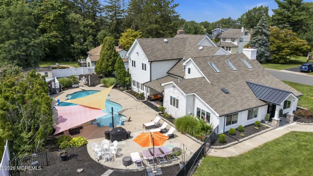 82 Highland Avenue Leonardo, NJ 07737