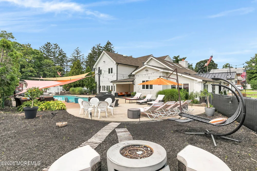 82 Highland Avenue Leonardo, NJ 07737