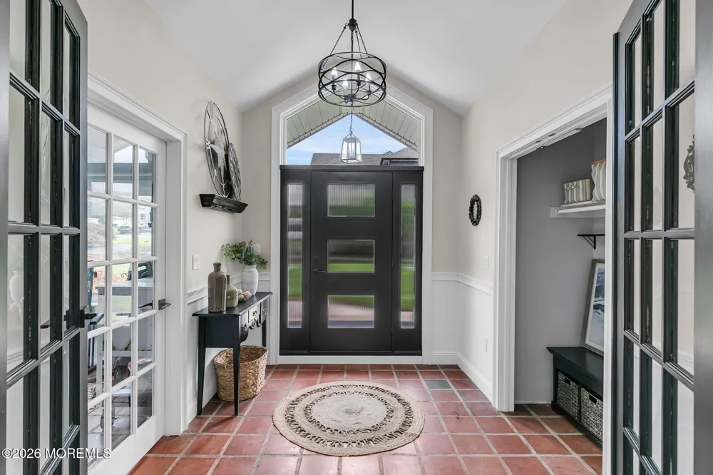 82 Highland Avenue Leonardo, NJ 07737