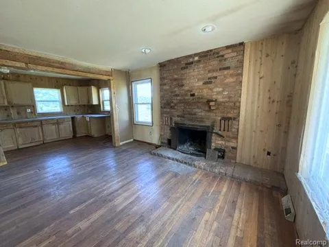 6080 Cedar Lake Road