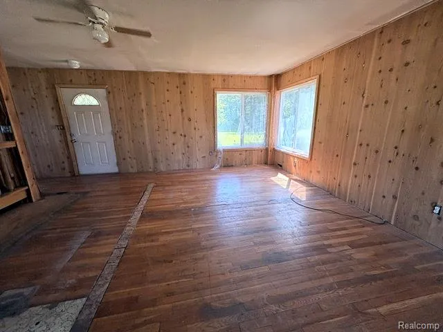 6080 Cedar Lake Road Putnam Township, MI 48169