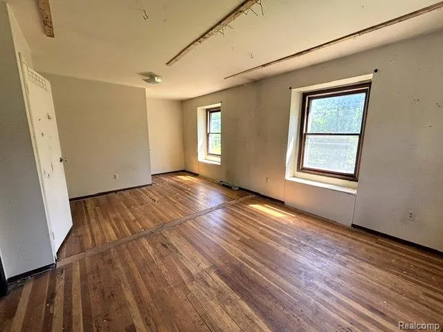6080 Cedar Lake Road Putnam Township, MI 48169