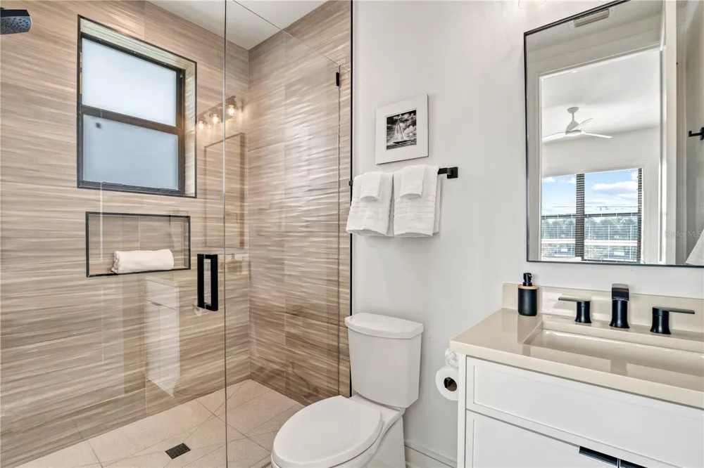 171 MCKINLEY DRIVE Sarasota, FL 34236