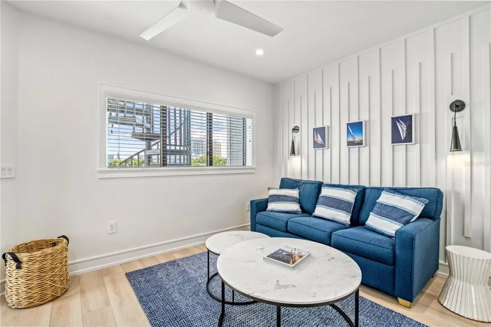 171 MCKINLEY DRIVE Sarasota, FL 34236