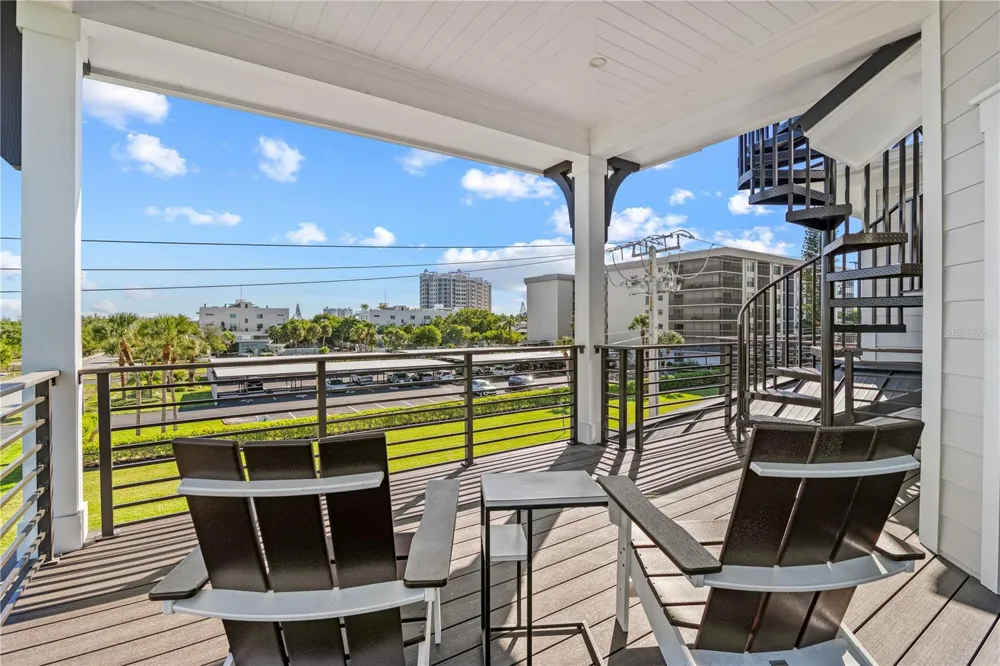 171 MCKINLEY DRIVE Sarasota, FL 34236