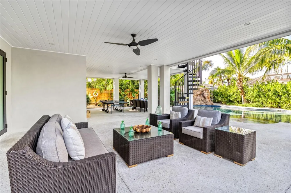 171 MCKINLEY DRIVE Sarasota, FL 34236