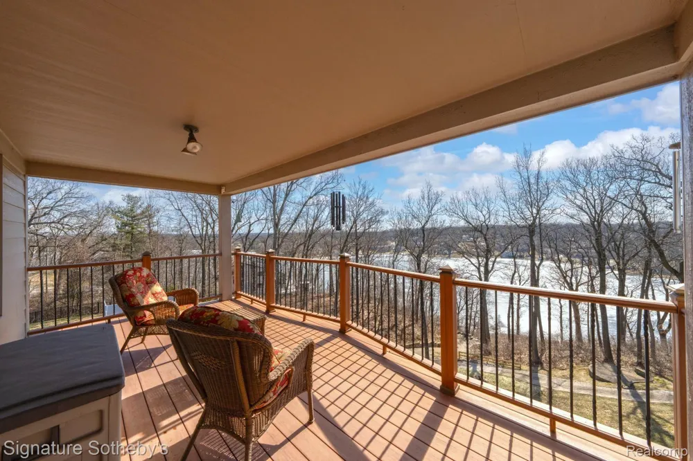 5001 FOREST VALLEY Independence Charter Township, MI 48348