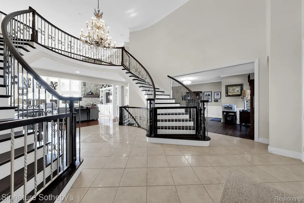5001 FOREST VALLEY Independence Charter Township, MI 48348
