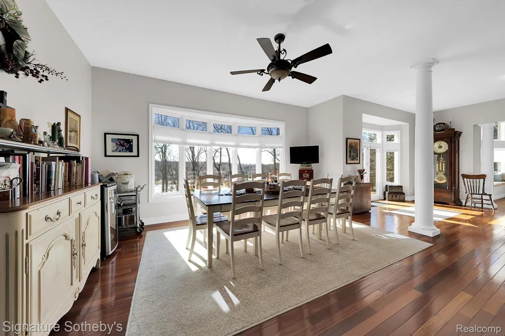 5001 FOREST VALLEY Independence Charter Township, MI 48348