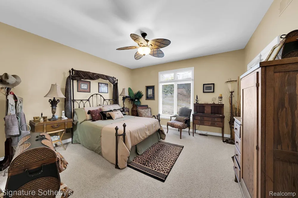 5001 FOREST VALLEY Independence Charter Township, MI 48348