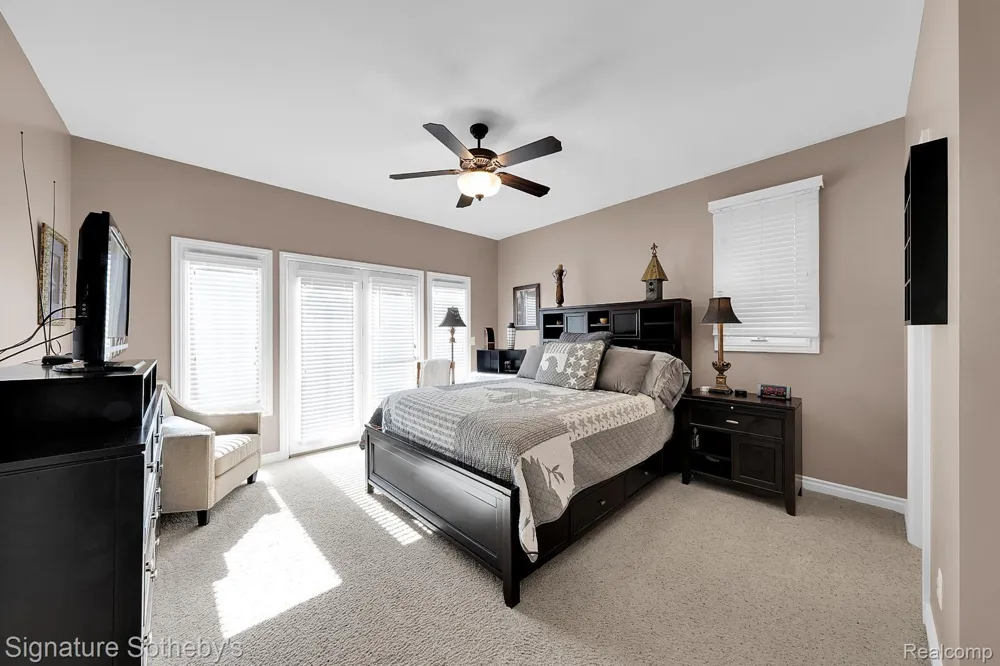 5001 FOREST VALLEY Independence Charter Township, MI 48348