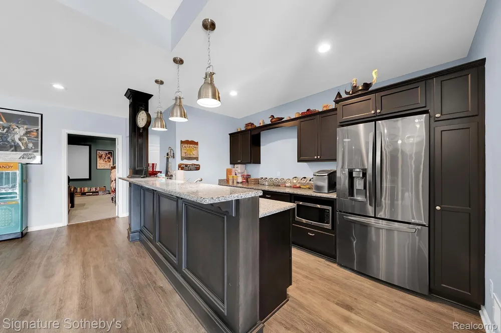 5001 FOREST VALLEY Independence Charter Township, MI 48348