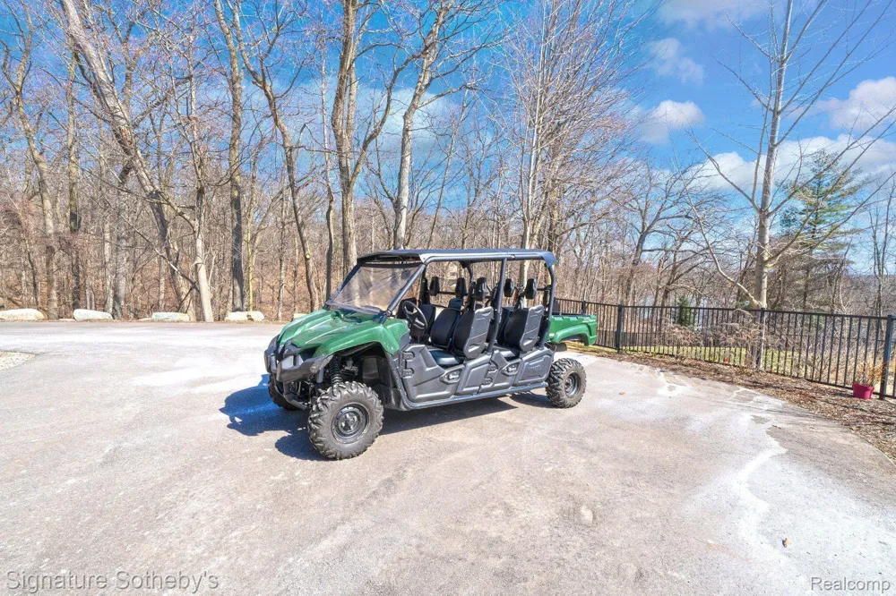 5001 FOREST VALLEY Independence Charter Township, MI 48348