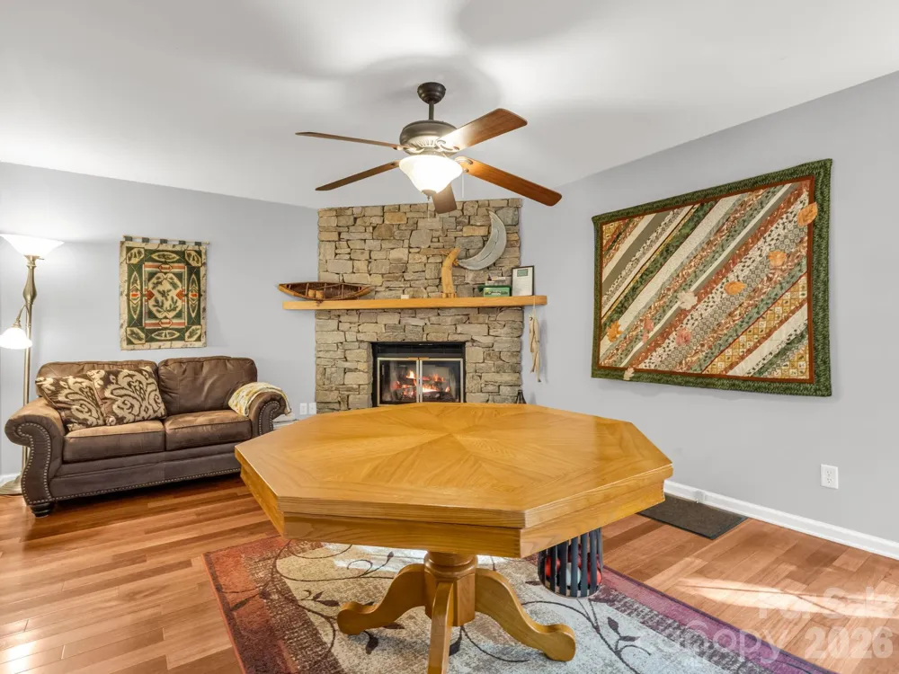 108 Nuthatch Trace Brevard, NC 28712