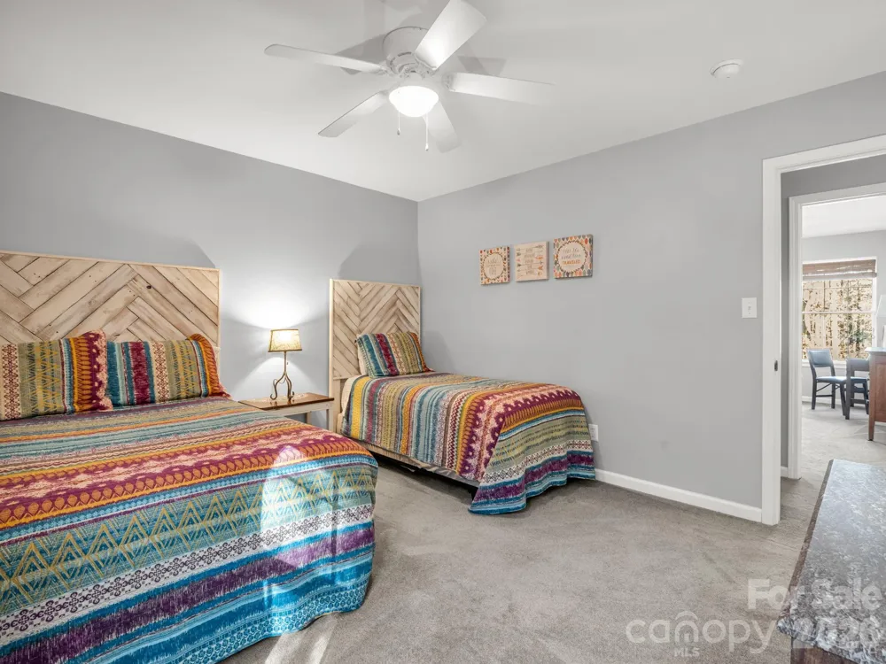 108 Nuthatch Trace Brevard, NC 28712