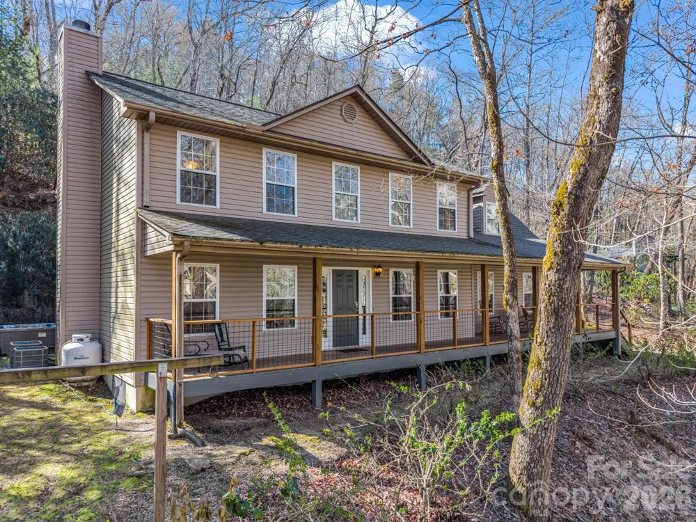 108 Nuthatch Trace Brevard, NC 28712