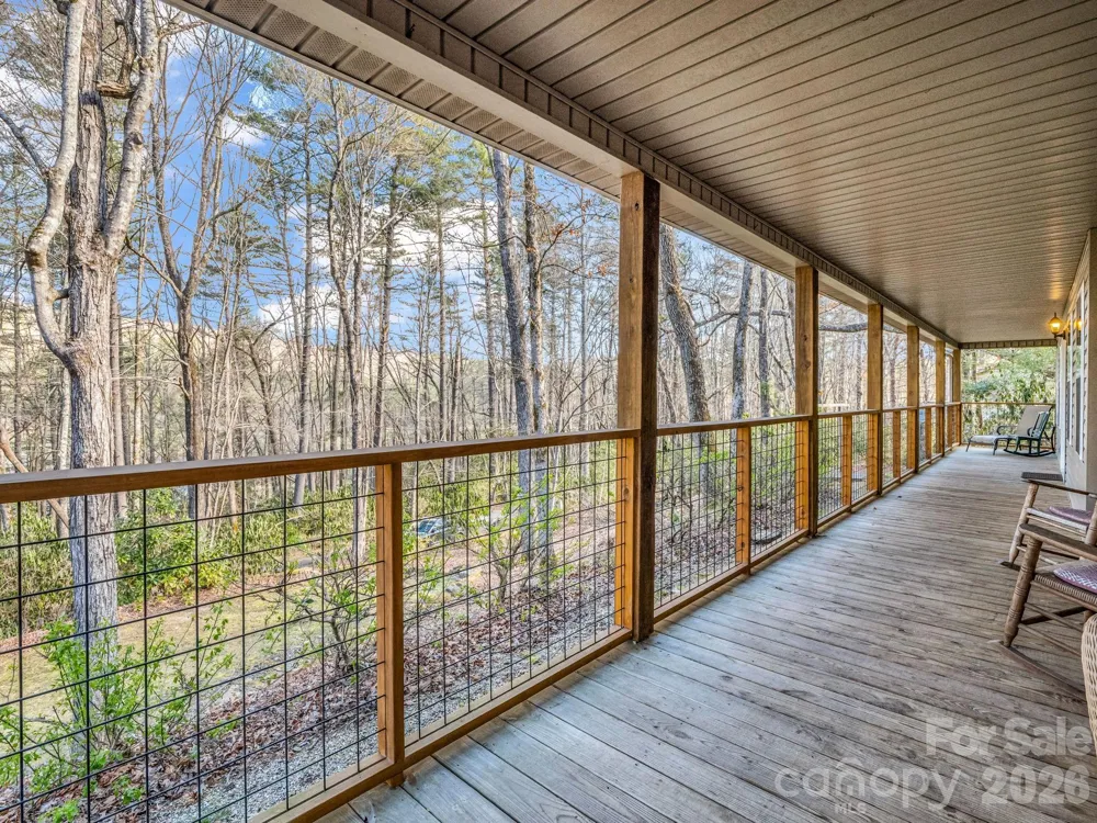 108 Nuthatch Trace Brevard, NC 28712
