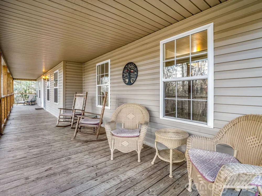 108 Nuthatch Trace Brevard, NC 28712