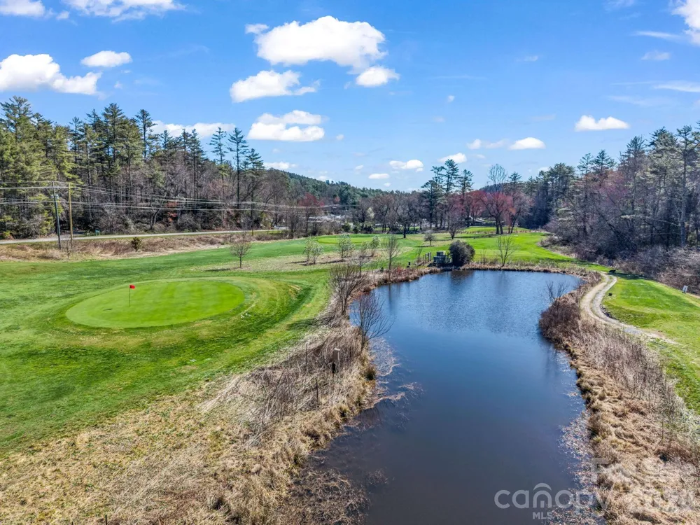 108 Nuthatch Trace Brevard, NC 28712