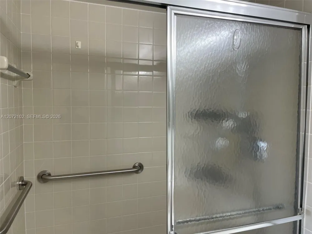 2711 NW 104th Ave #404 Sunrise, FL 33322