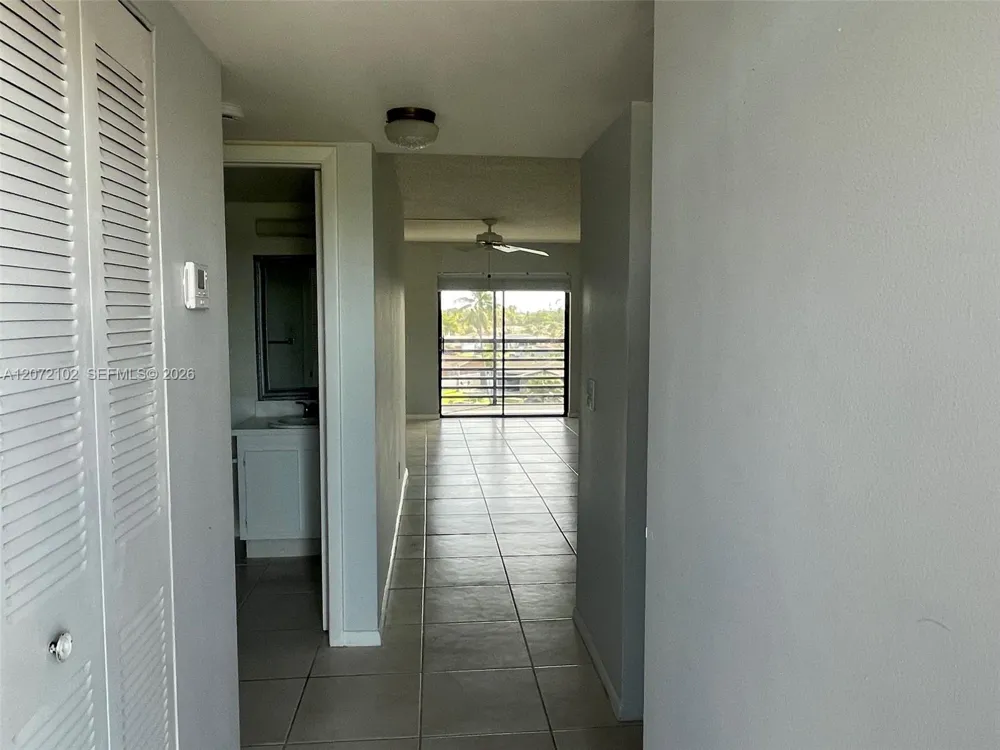 2711 NW 104th Ave #404 Sunrise, FL 33322
