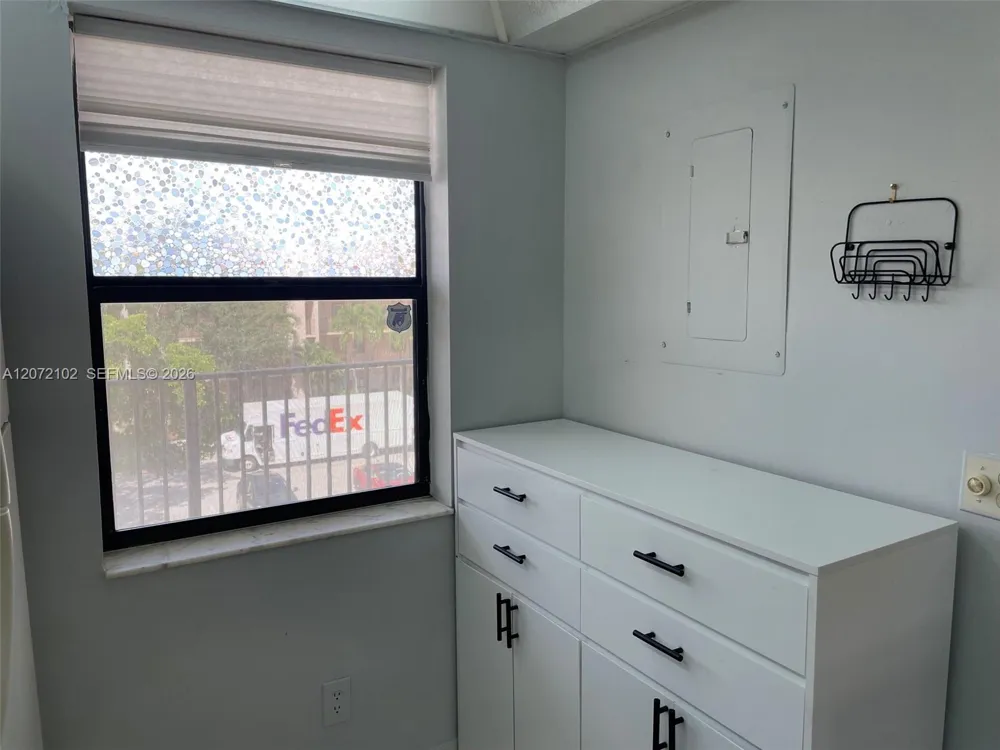 2711 NW 104th Ave #404 Sunrise, FL 33322