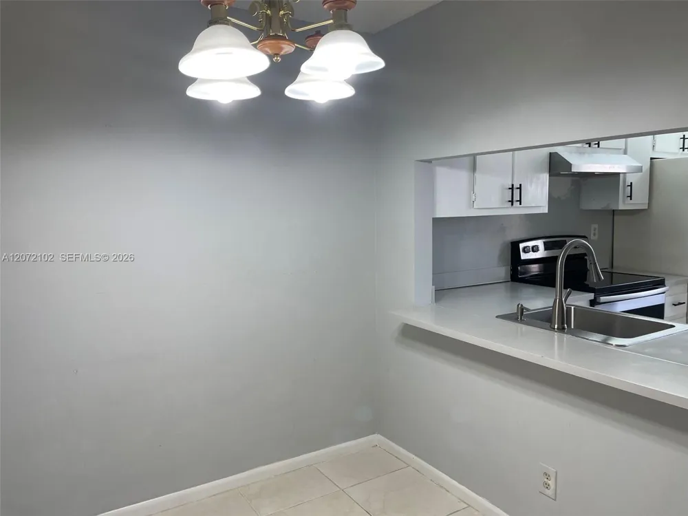 2711 NW 104th Ave #404 Sunrise, FL 33322